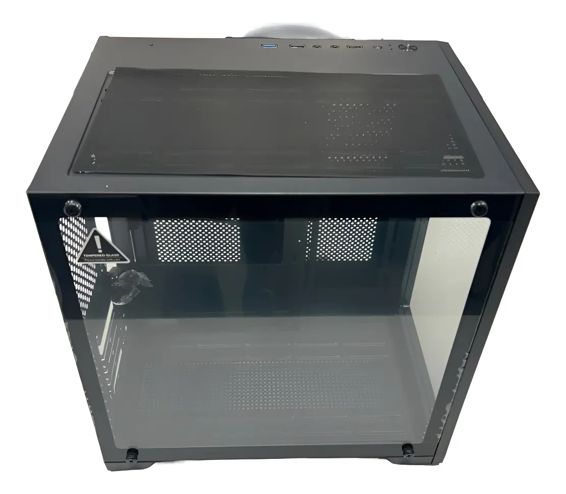 CASE GAMING EAGLE WARRIOR CG04ADRA001C MID TOWER SIN VENTILACIÓN INCLUIDA CON VIDRIO FRONTAL Y LATERAL - Imagen 4